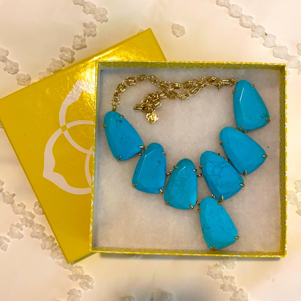 Kendra Scott Large turquoise necklace